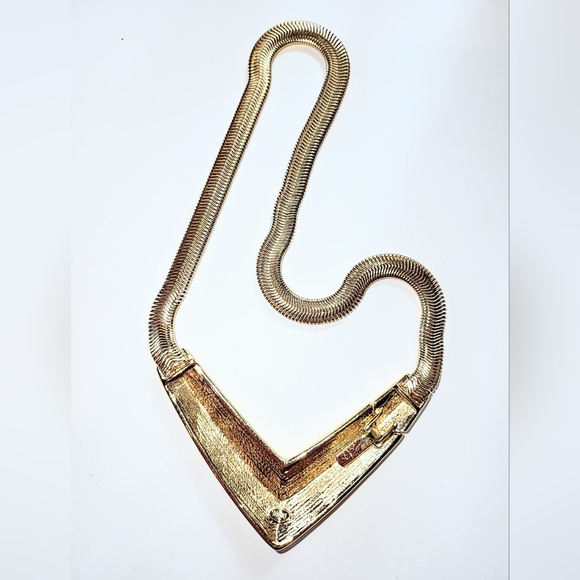 TRIFARI CREAM ENAMEL CHOKER NECKLACE 1980s FRONT CLOSURE - Picture 4 of 11